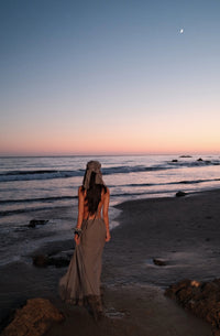 STONE WRAP SKIRT