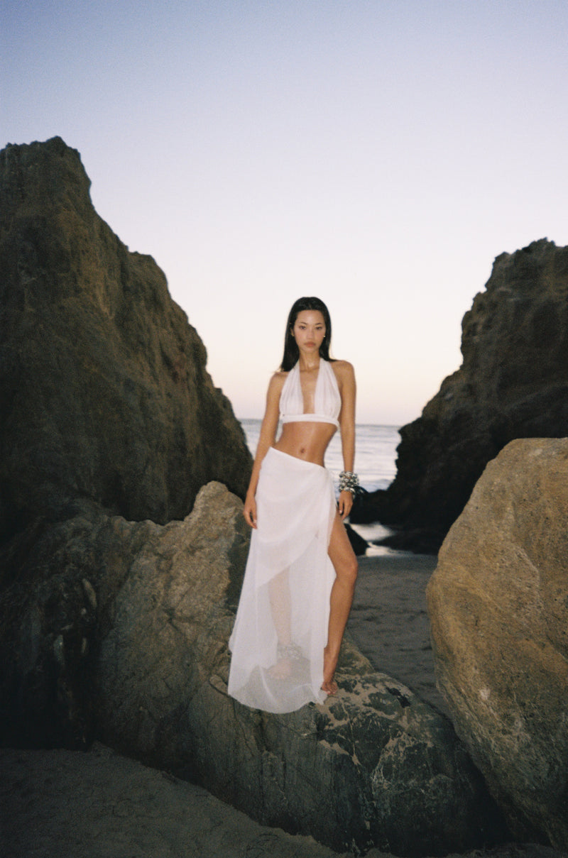 DOVE HALTER TOP